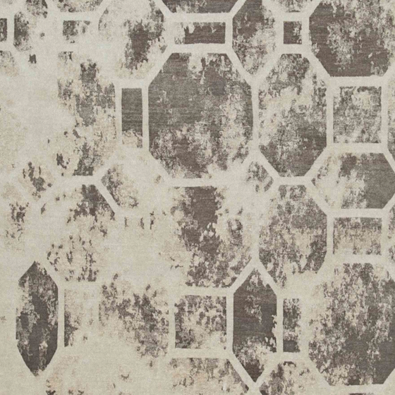 Short pile carpet material (20)
